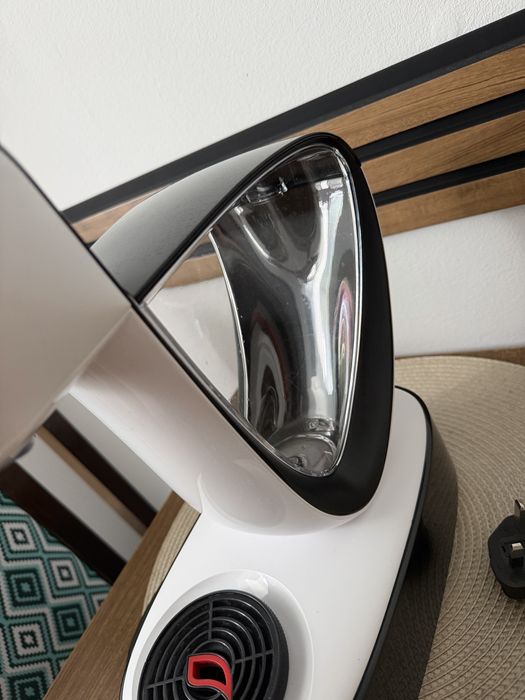 Nescafe Dolce Gusto - DeLongi