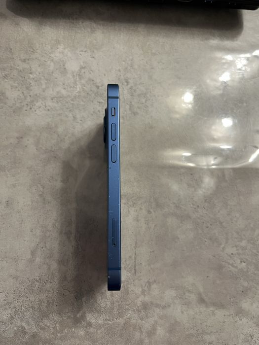 Продам айфон 13mini