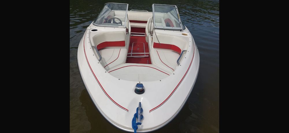 Моторна яхта Bayliner
2050 Capri SS Special Edition Mercruiser