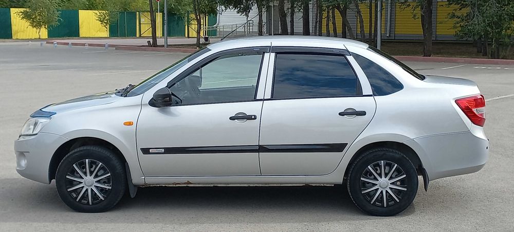 Автомобиль Лада Гранта