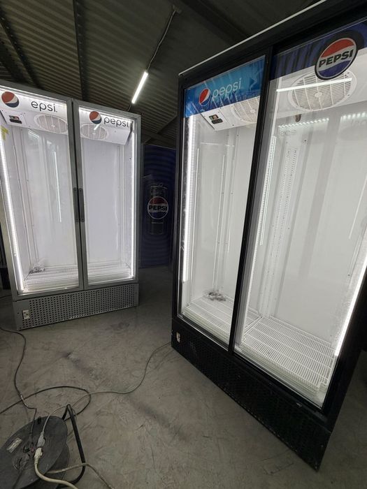 Vitrina frigorifică dublă electronică