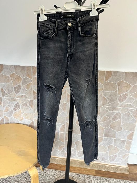 Blugi dama, ZARA elastici