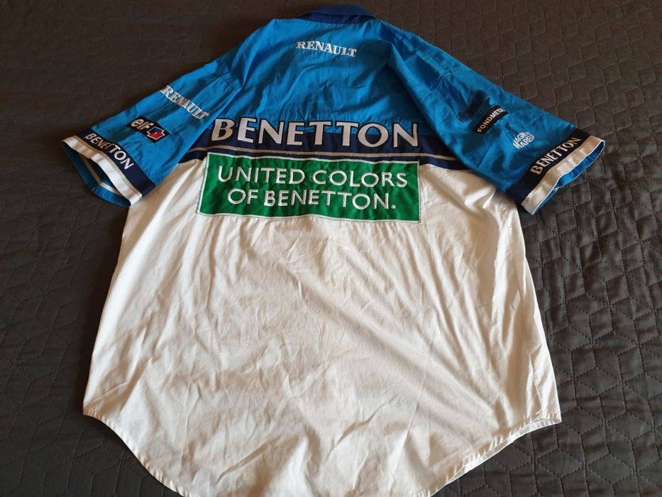 Camasa  de  barbati   -   120 lei.