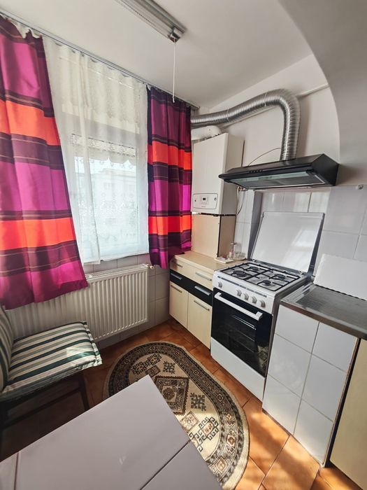 Apartament 2 camere de închiriat – Complet mobilat și utilat