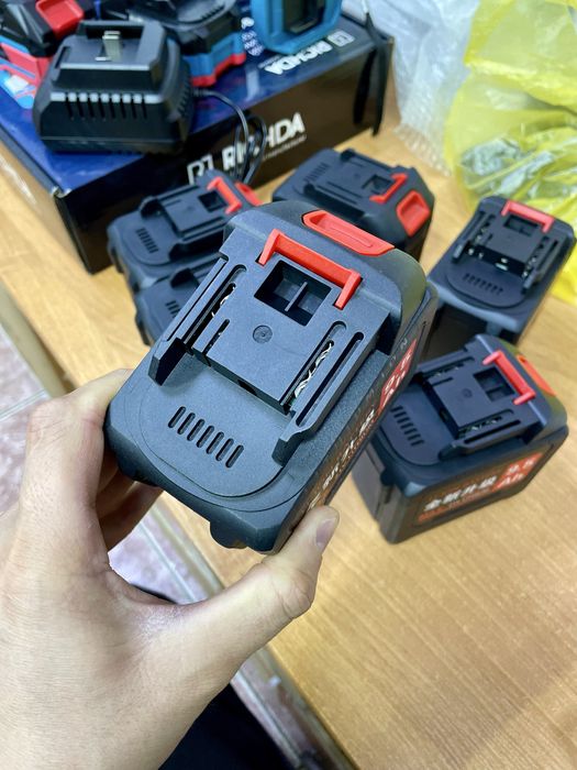 Снегоуборочная лопата, снегоуборщик