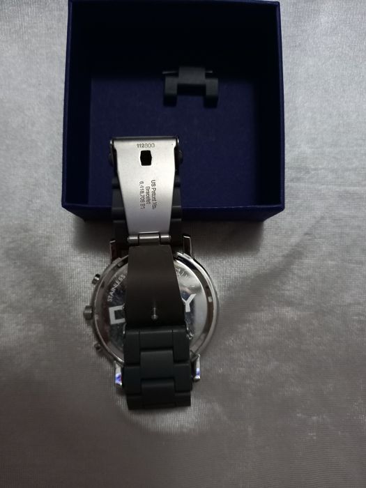 Dkny qol soati yangi