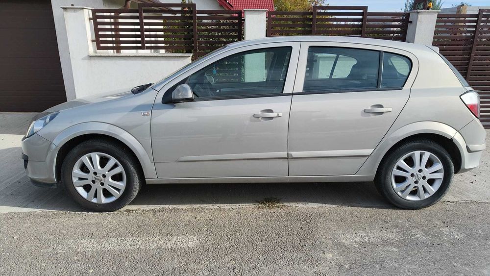 Opel Astra H 2006 | 1.6 Benzina | 181.000 km | Stare foarte buna