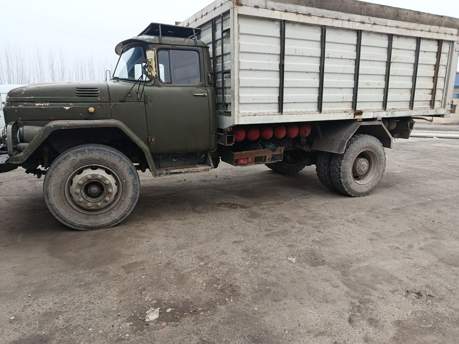 Zil 131 sotiladi rama butun blok butun mator ural vagonlari yangi