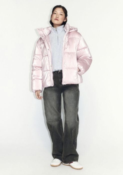 Куртка стеганая из блестящей ткани