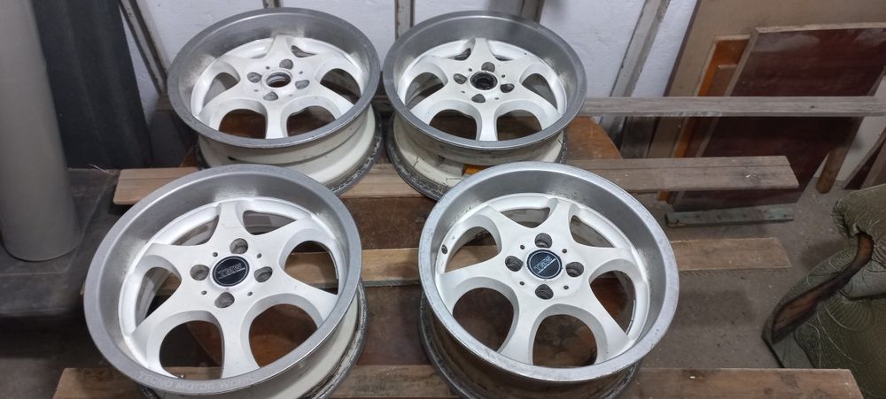 Литые диски R 15 ,  4 на 100