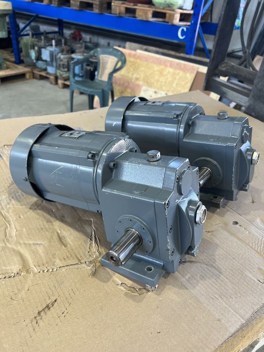 Мотор-редуктор 0.55 kW 87 об