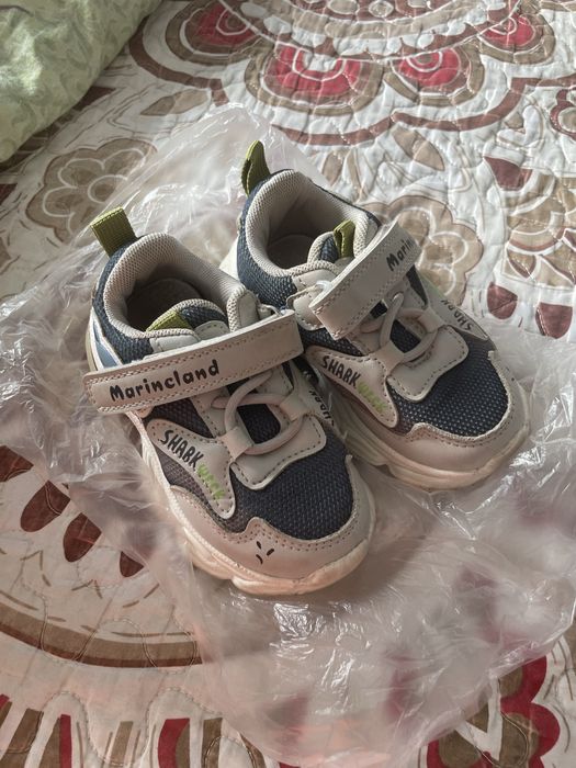 Продам детские вещи