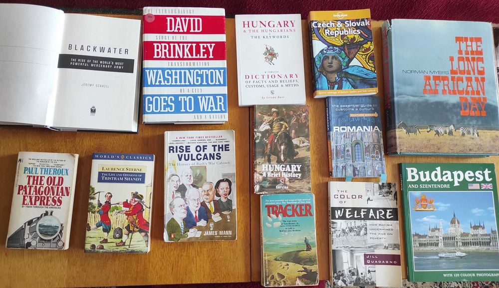 Книги на английски език - романи, документални, наръчници, справочници