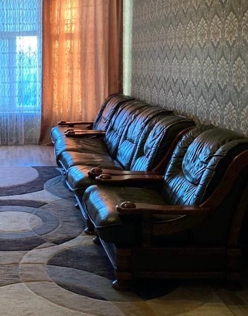 4  бөлмелі, шлакоблоктан салынған үй