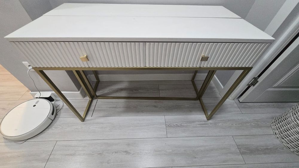 Стол раскладной для гостиной