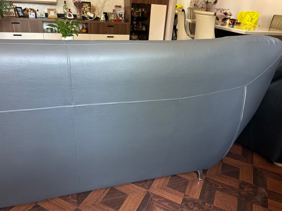 Canapea piele culoarea Gri