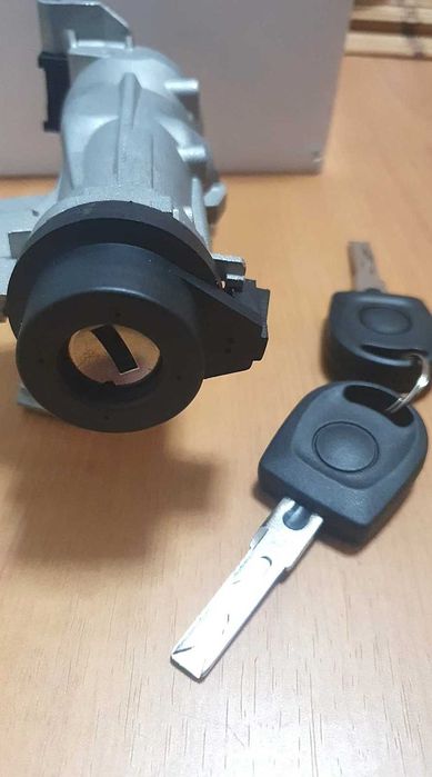 Contact pornire motor compatibil  Skoda / VW / Audi / Seat  OEM  1K0905851B