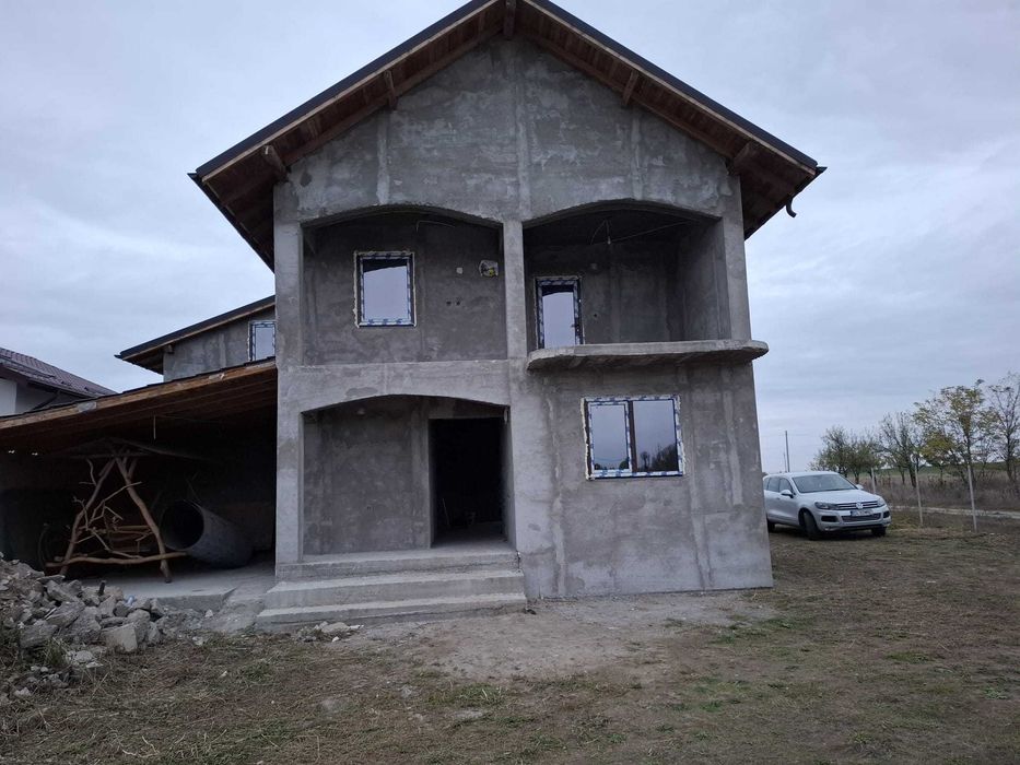 Casa de vanzare