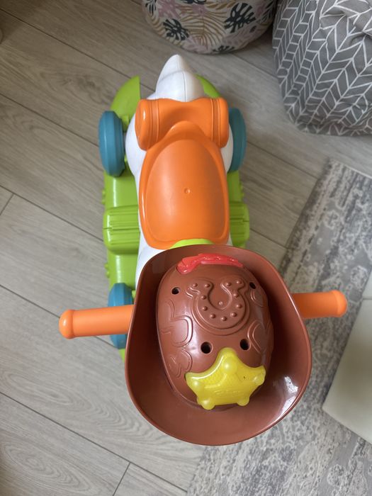 Продам коняшку фирмы Chicco