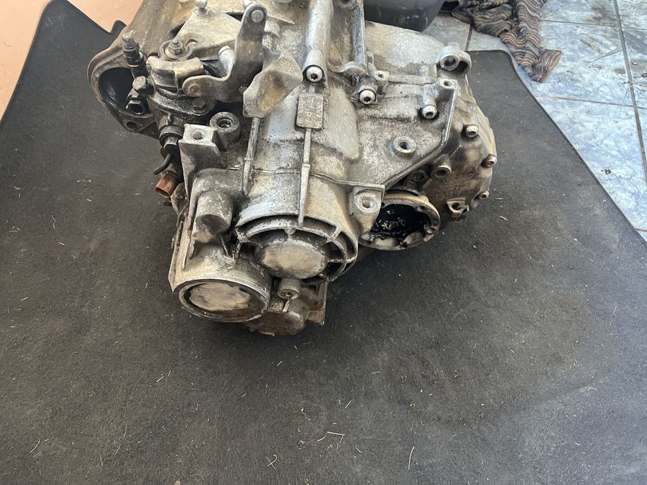 Cutie de viteze manuala 6+1 tr. Passat B6 Golf 5 Octavia 2 02Q301107J