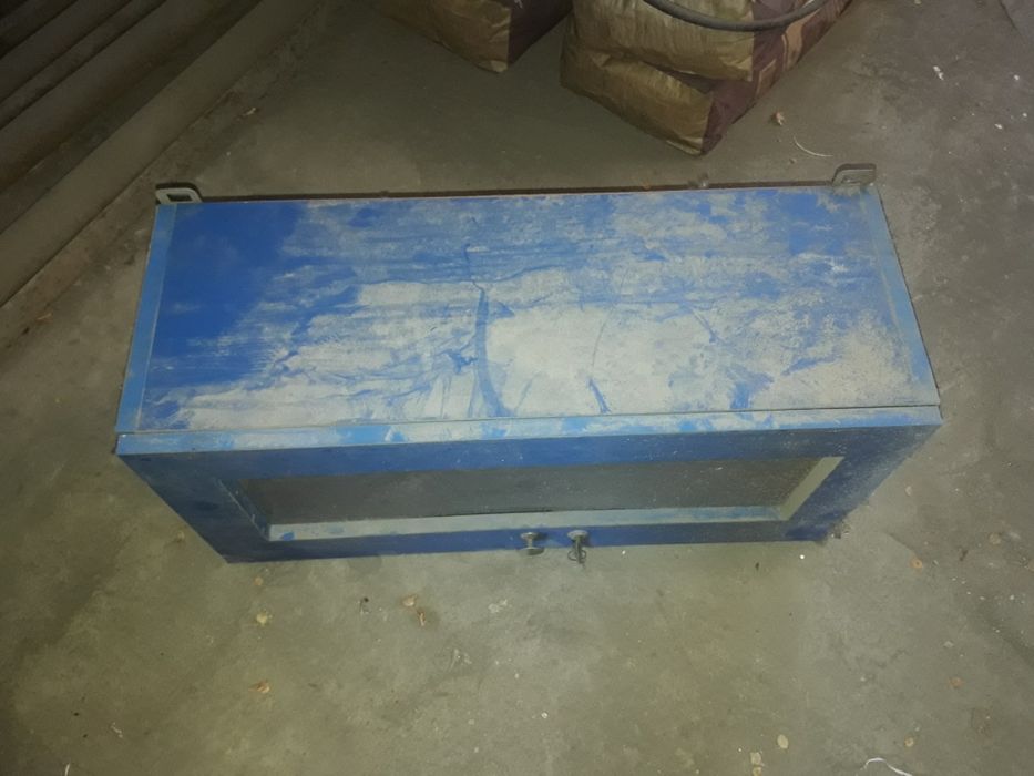 ящик подвесной деревянный