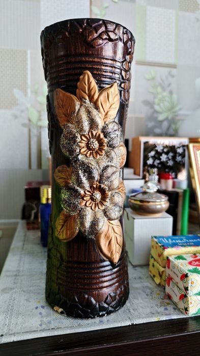Декоративная ваза для сухоцвета