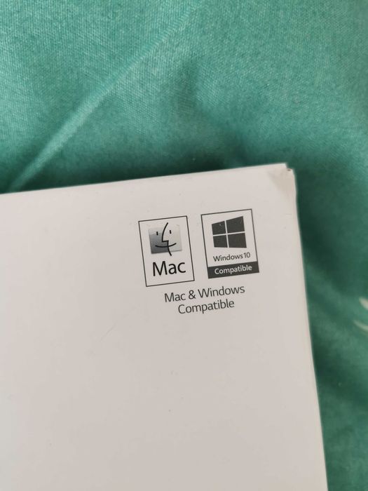 DVD Writer extern Hitachi-LG GP57EB40, Slim, 8x, USB 2.0, Negru