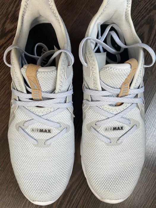 Nike AIRMAX 39 dama gri