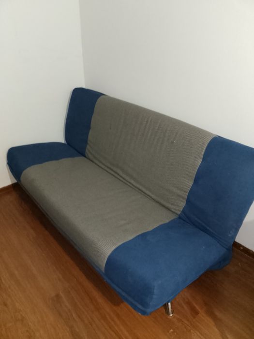 Продается Диван б/у
