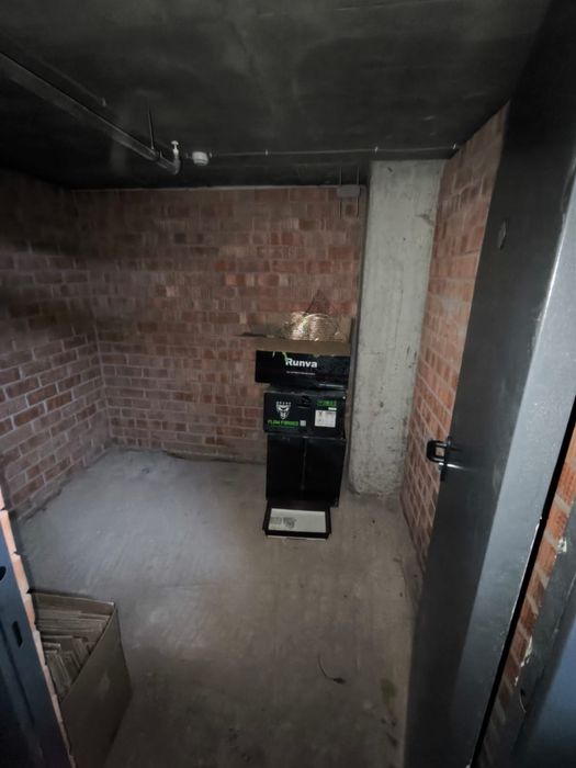 Продам Кладовую