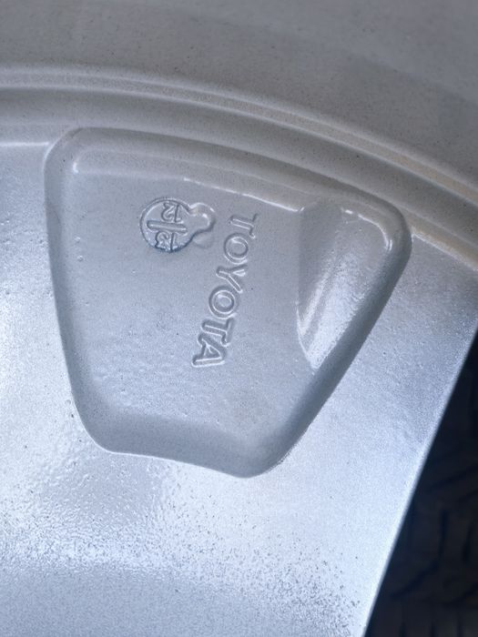 Диски R17 Toyota Original + Резина