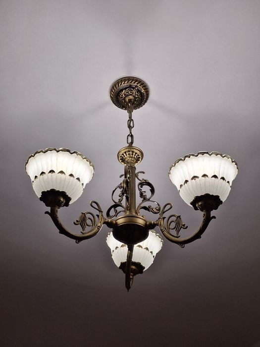 Люстра сатылады арзан бағада