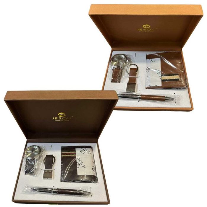 Елегантен подаръчен комплект за мъже 4 в 1