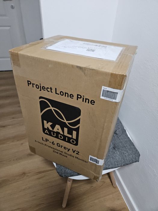 Monitoare studio Kali Audio LP-6 V2