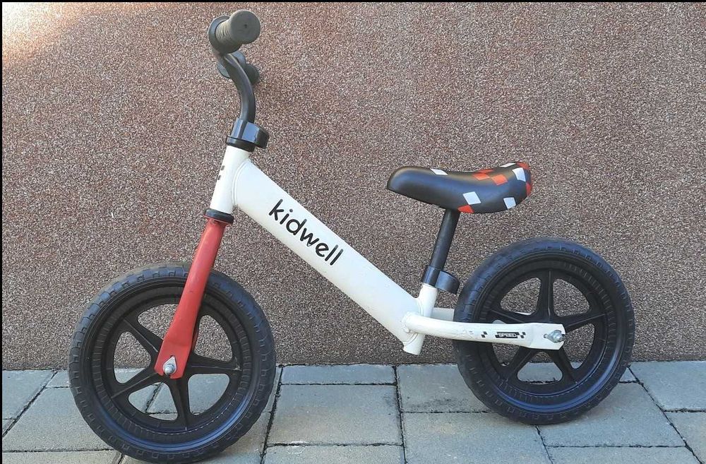 bicicleta si trotineta