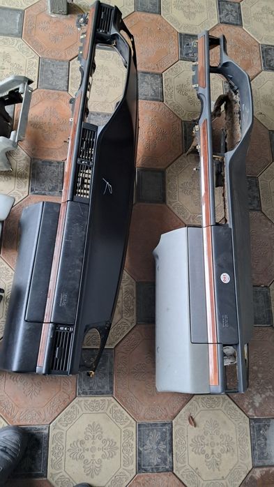 Панель ешка  Мерс.124е.