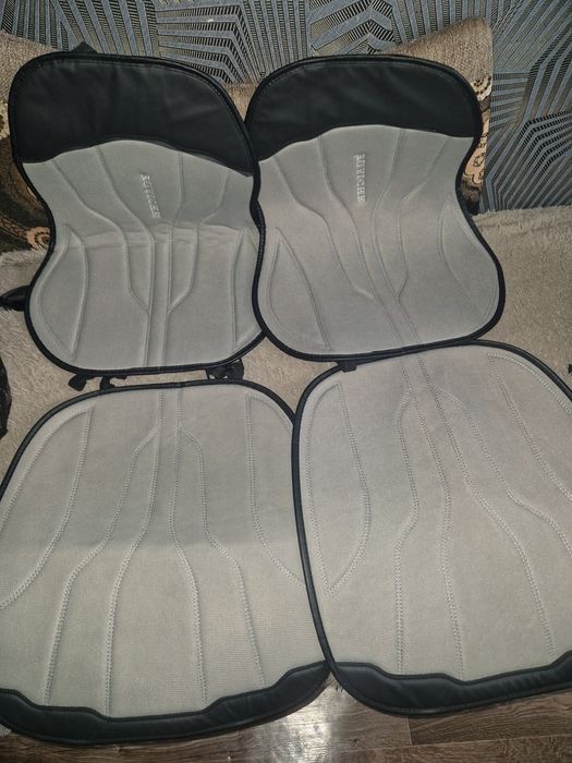 Продам накидки на миденье авто