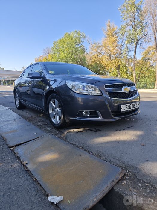 Малибу1,автомат,пробег 130000,чистая