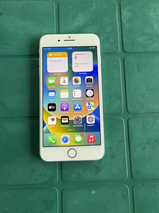 Възможен бартер/Iphone 8 Plus 64GB Бял