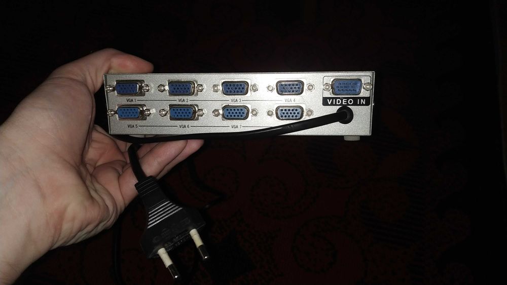 вга сплиттер  mt-1308