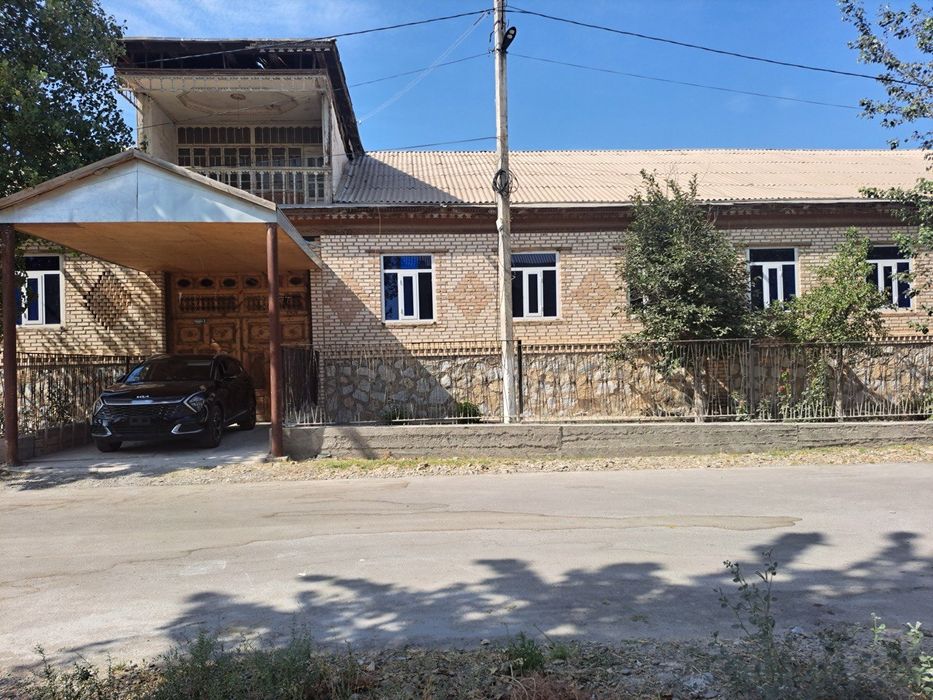 Uy sotiladi !! Gallaorolda joylashgan