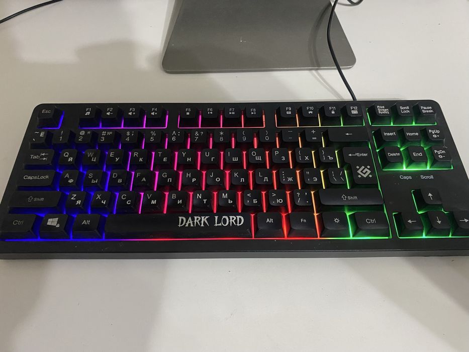 Asus моноблок+ клавиратура+мышь