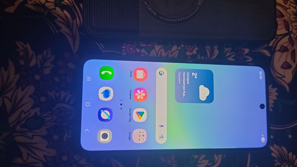 Самсунг А36.5G..128+8