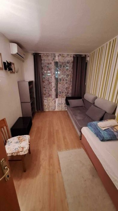 Дава се под наем Тристаен апартамент в Бургас, Братя Миладинови - 85 кв.м за 433.5 € - Снимка #3