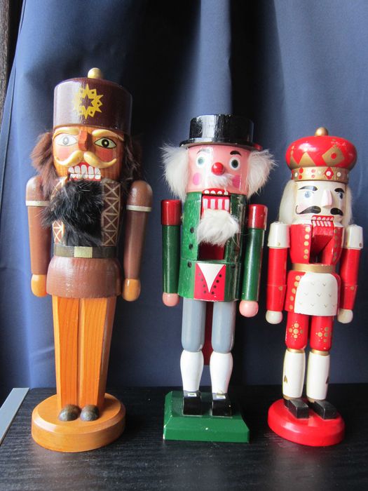 cadou Craciun Spargator de nuci Soldati superbi lemn 1960-1980 Germany