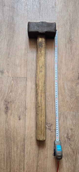Мощная кувалда Продам