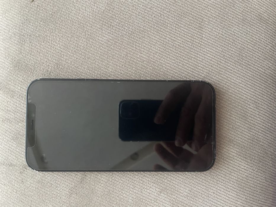 iPhone 12 - 128 GB отлично състояние