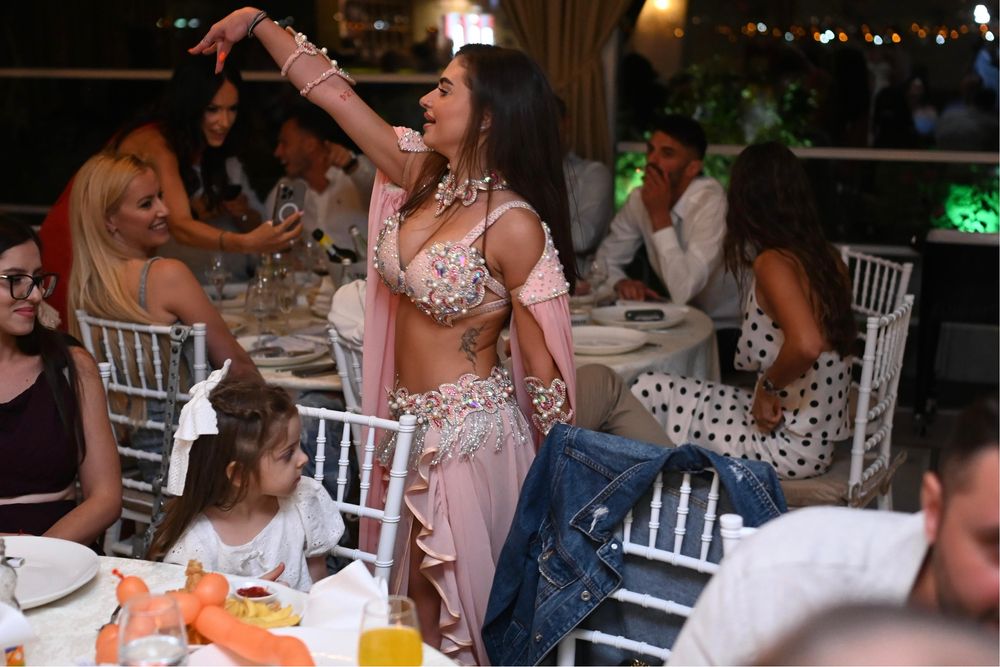 Dansatoare BELLY DANCE - show de dans pentru evenimente de neuitat