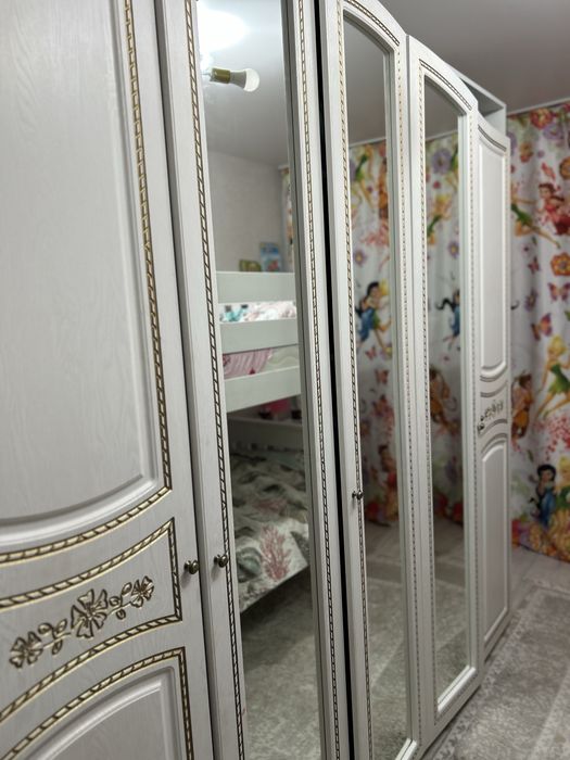 Продам шкаф 5дверьный