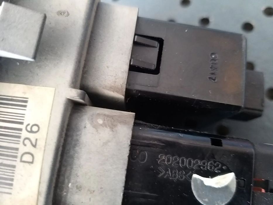 Bloc butoane reglaj faruri ceata esp hyundai santa fe 2 cm 202002962 751u00080 211000245